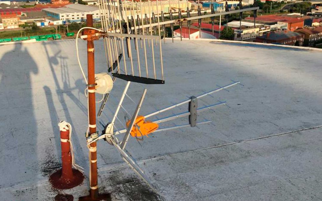 Reparación de antena en Avilés