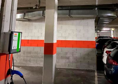 Instalación de punto de recarga de vehículo eléctrico en Oviedo