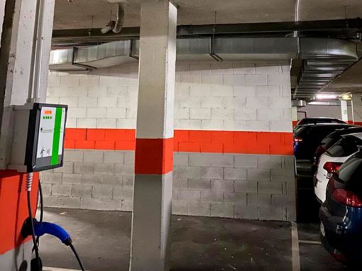 Instalación de punto de recarga de vehículo eléctrico en Oviedo