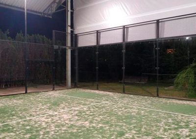 Iluminación de pista de padel en Chas Asturias