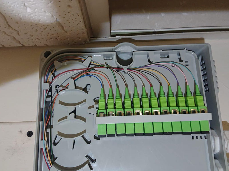 Trabajo de instalación de fibra en Asturias